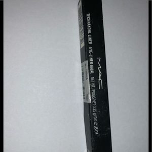 Mac eyeliner